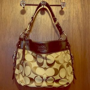 Coach Shoulder Bag (signature c pattern)